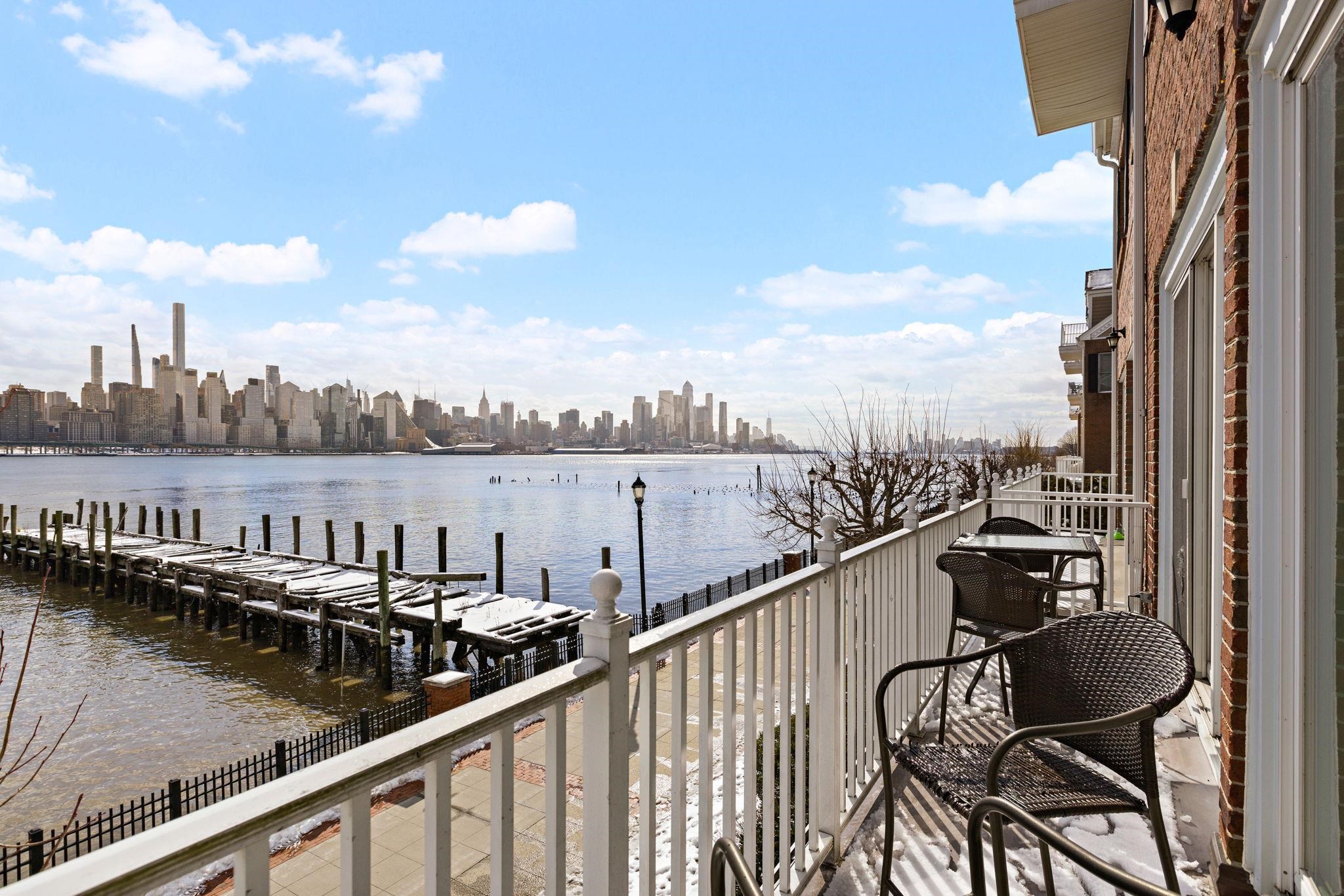 443 Albany Ct, West New York, New Jersey image 31