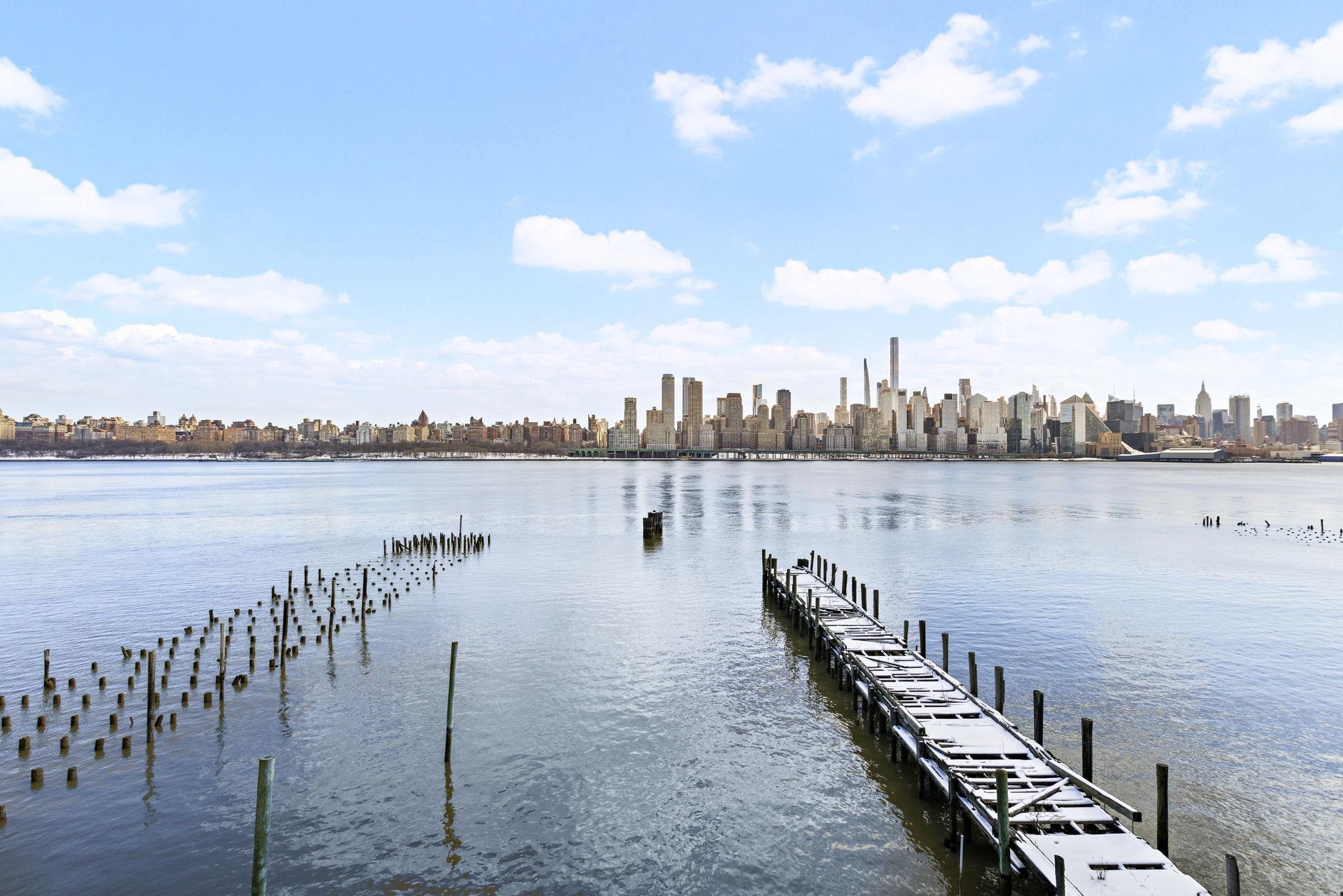 443 Albany Ct, West New York, New Jersey image 38