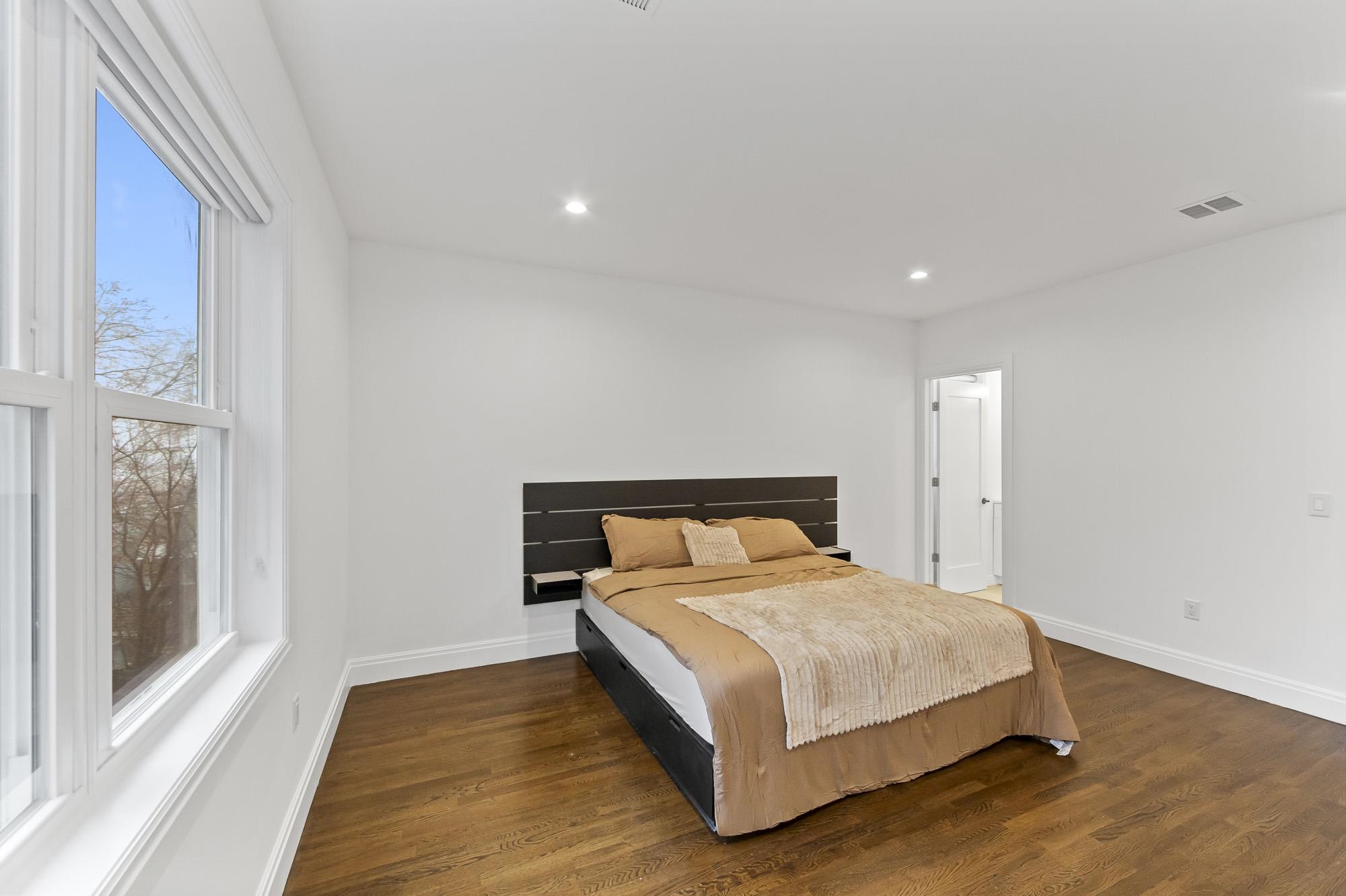 1603 71st St, North Bergen, New Jersey image 26