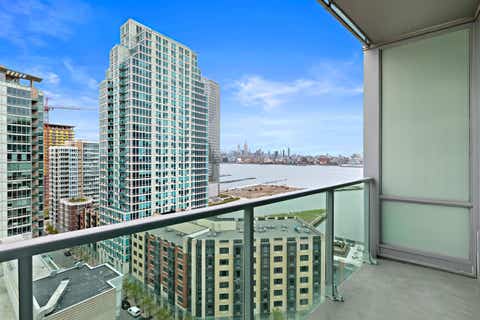 Condo For Rent - 20 Newport Parkway #1109<br/> Jersey City, NJ 07310