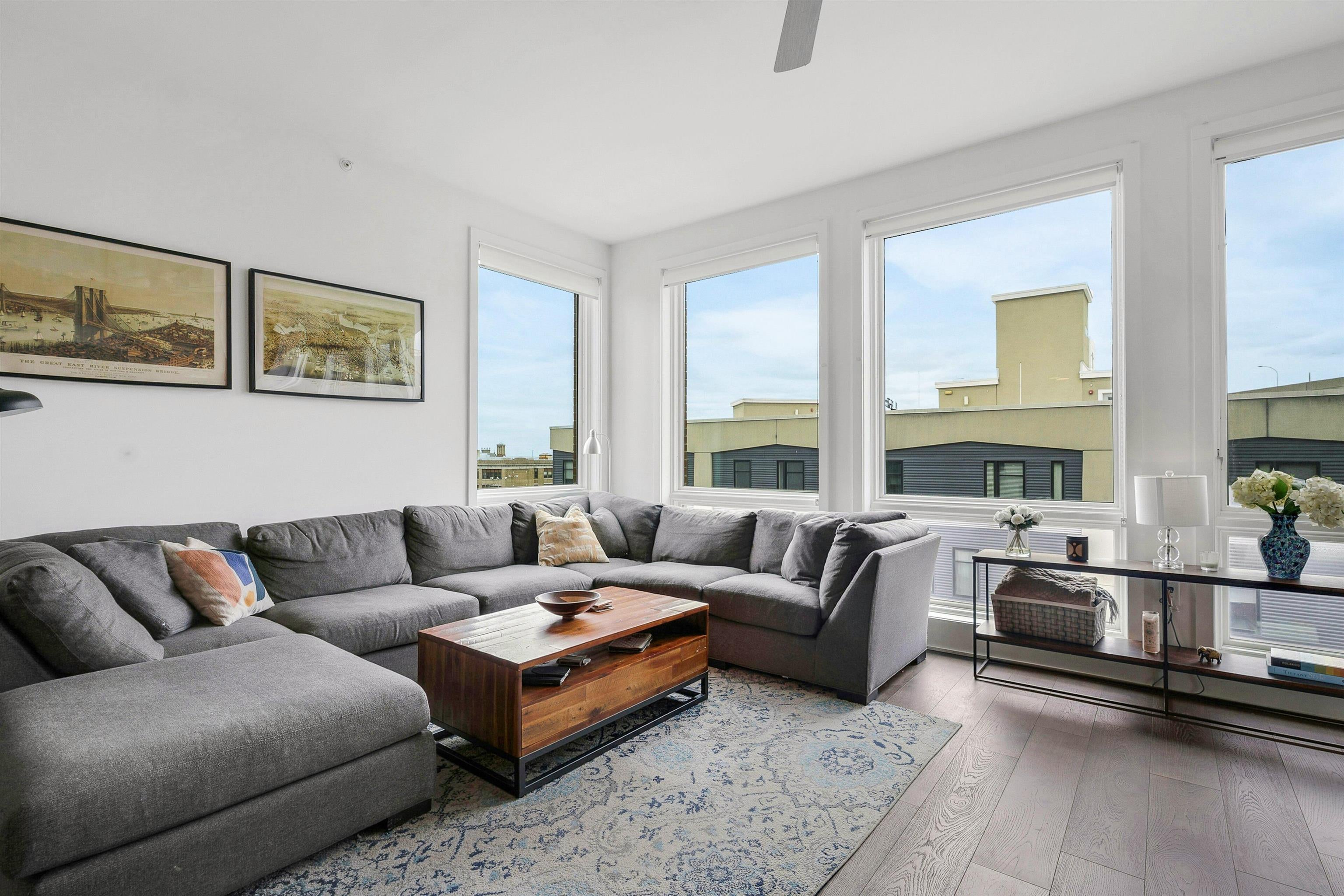 380 NEWARK AVE 606