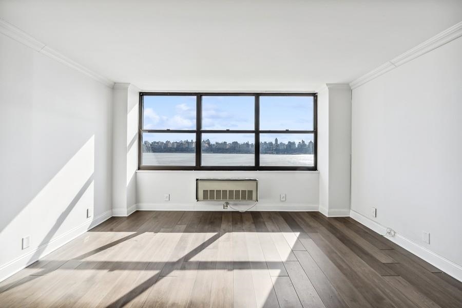 7004 Blvd East #9M, Guttenberg, New Jersey image 2