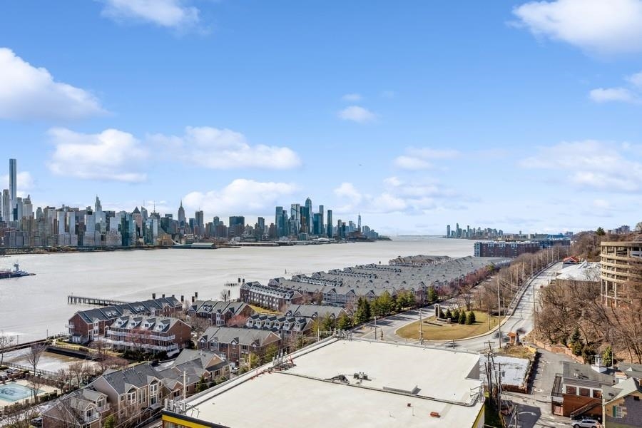 7004 Blvd East #9M, Guttenberg, New Jersey image 1