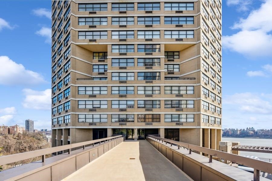 7004 Blvd East #9M, Guttenberg, New Jersey image 22
