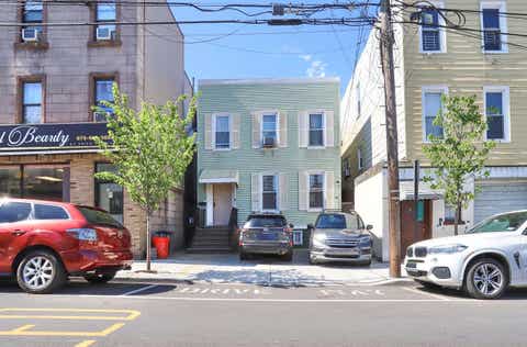 Multifamily For Sale - 813 12th St<br/> Union City, NJ 07087