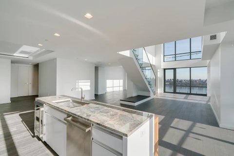 Condo For Sale - 320 Adolphus Ave #1415<br/> Bergen County, Cliffside Park, NJ 07010