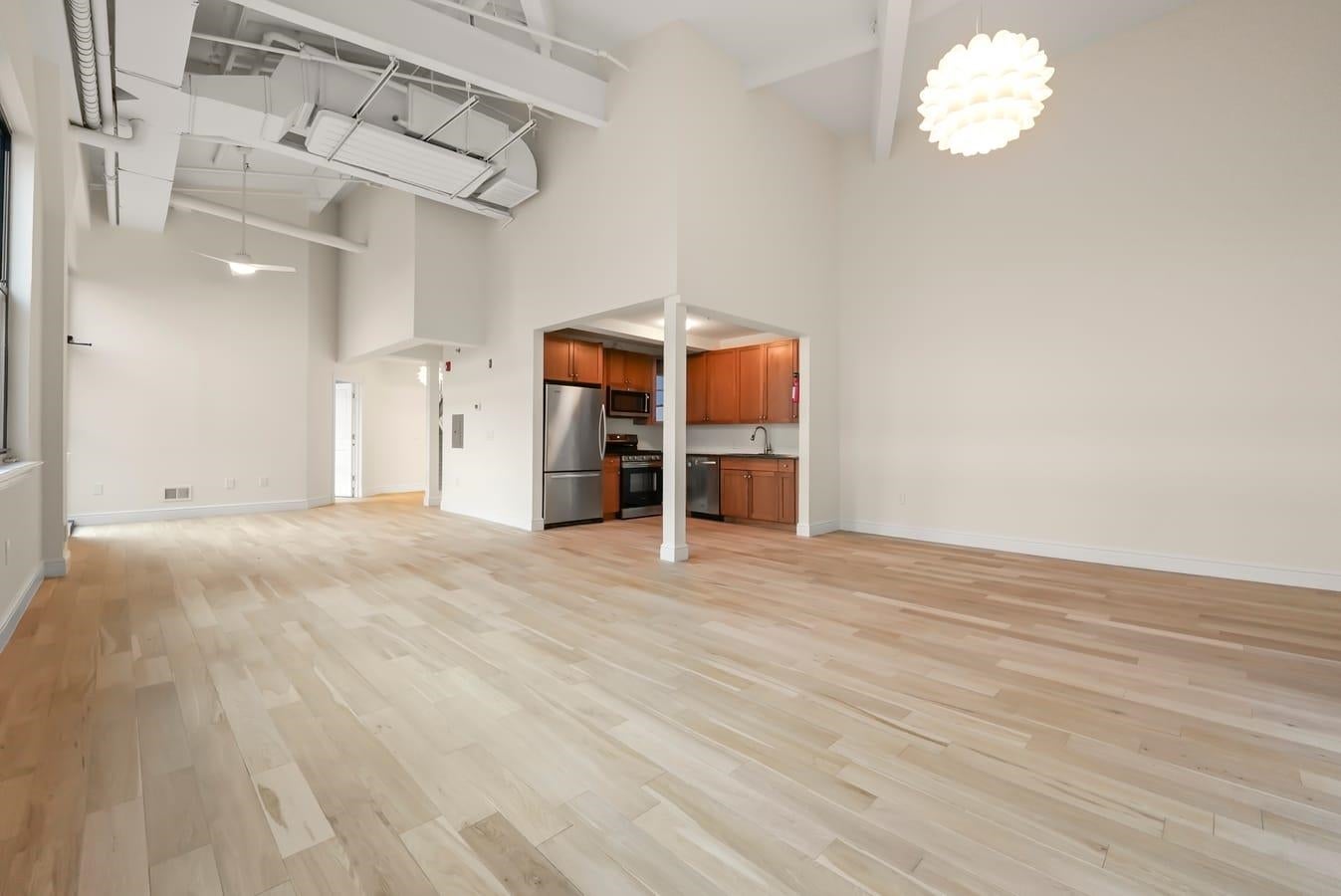 300 COMMUNIPAW AVE 168