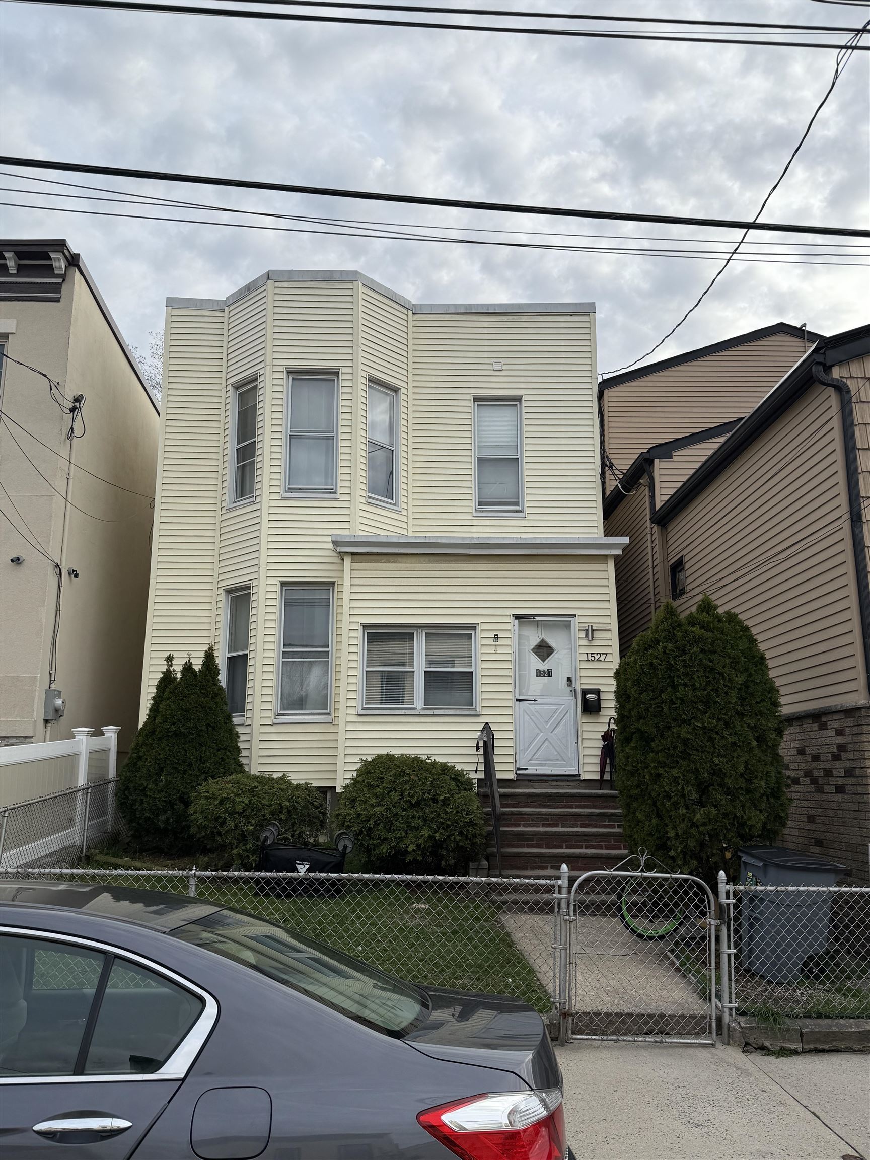 1527 38th St, North Bergen, New Jersey image 2