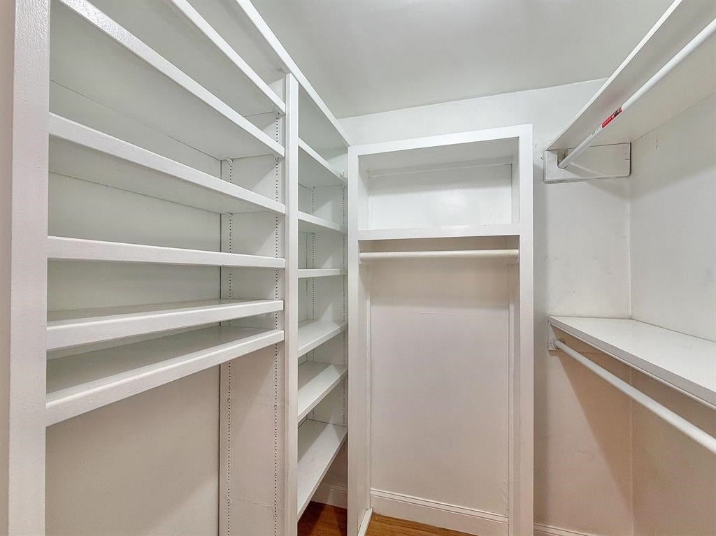 130 MADISON ST 2 / 1B