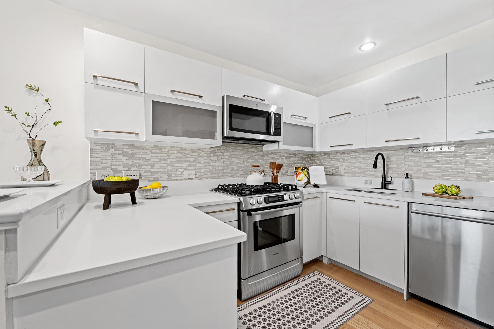 Search Homes 2 1450 WASHINGTON ST 516