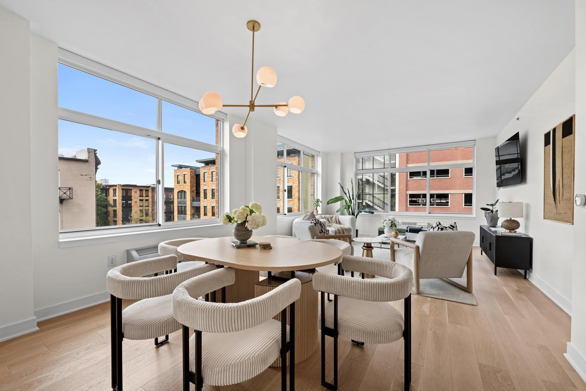 Search Homes 4 1450 WASHINGTON ST 516