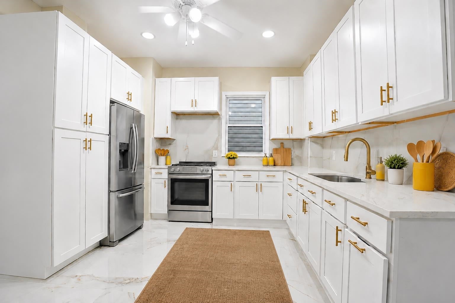 164 BAYVIEW AVE