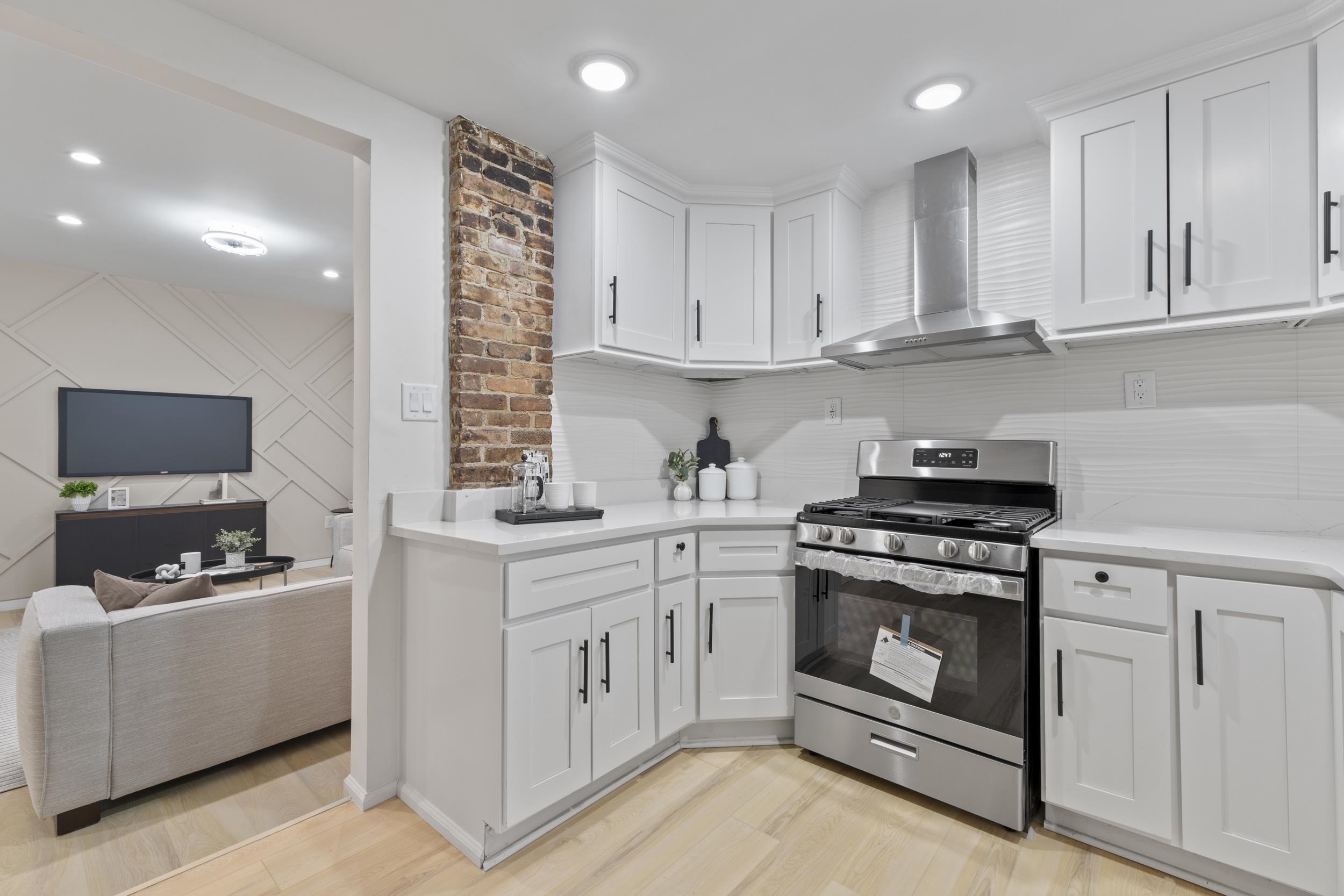 115 Broadway, Jersey City, New Jersey image 17