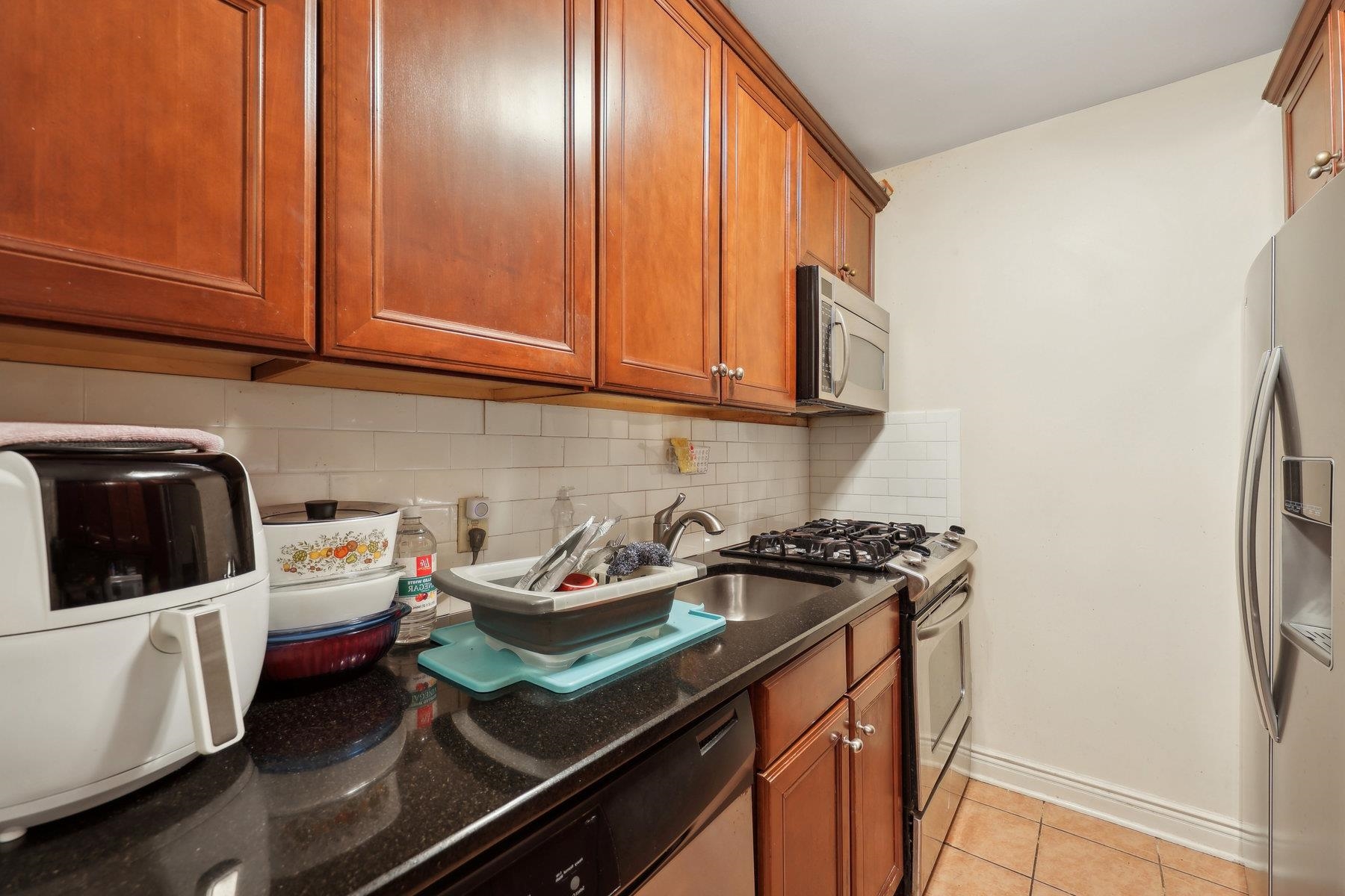 500 Central Ave #1713, Union City, New Jersey image 3