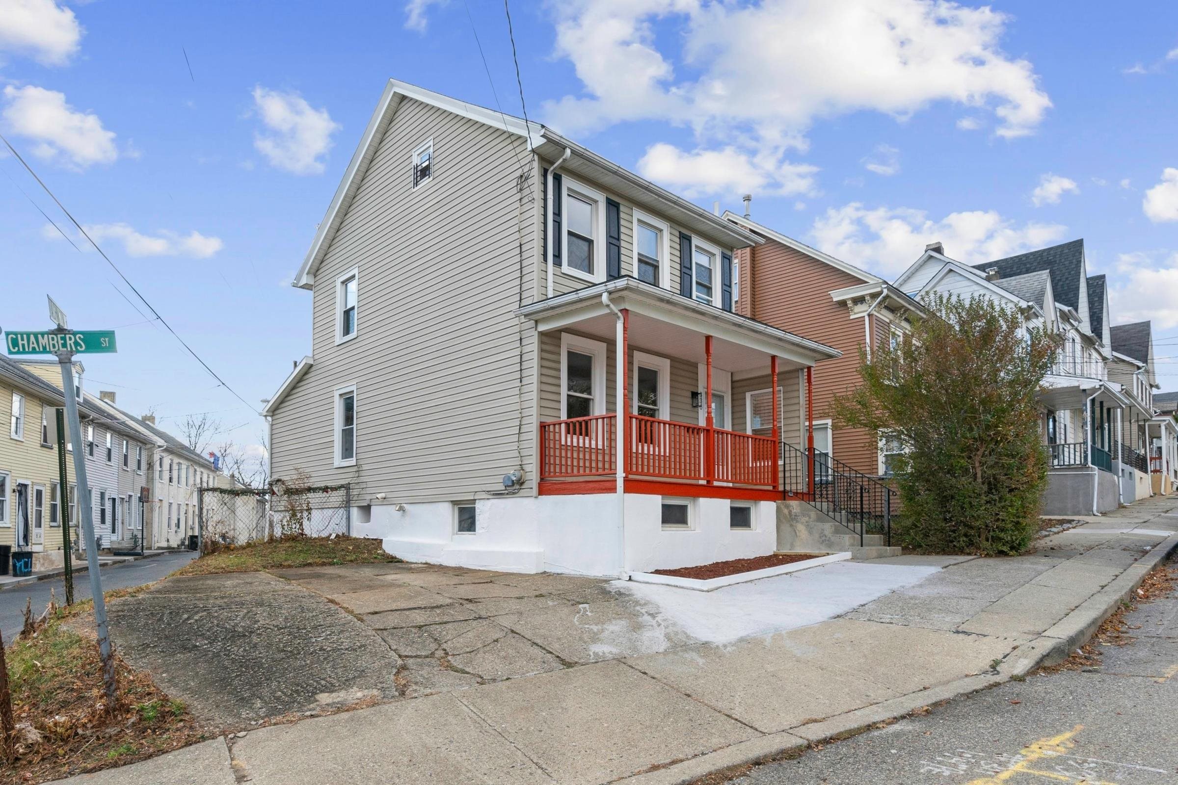 330 Chambers St, PHILLIPSBURG, New Jersey image 4