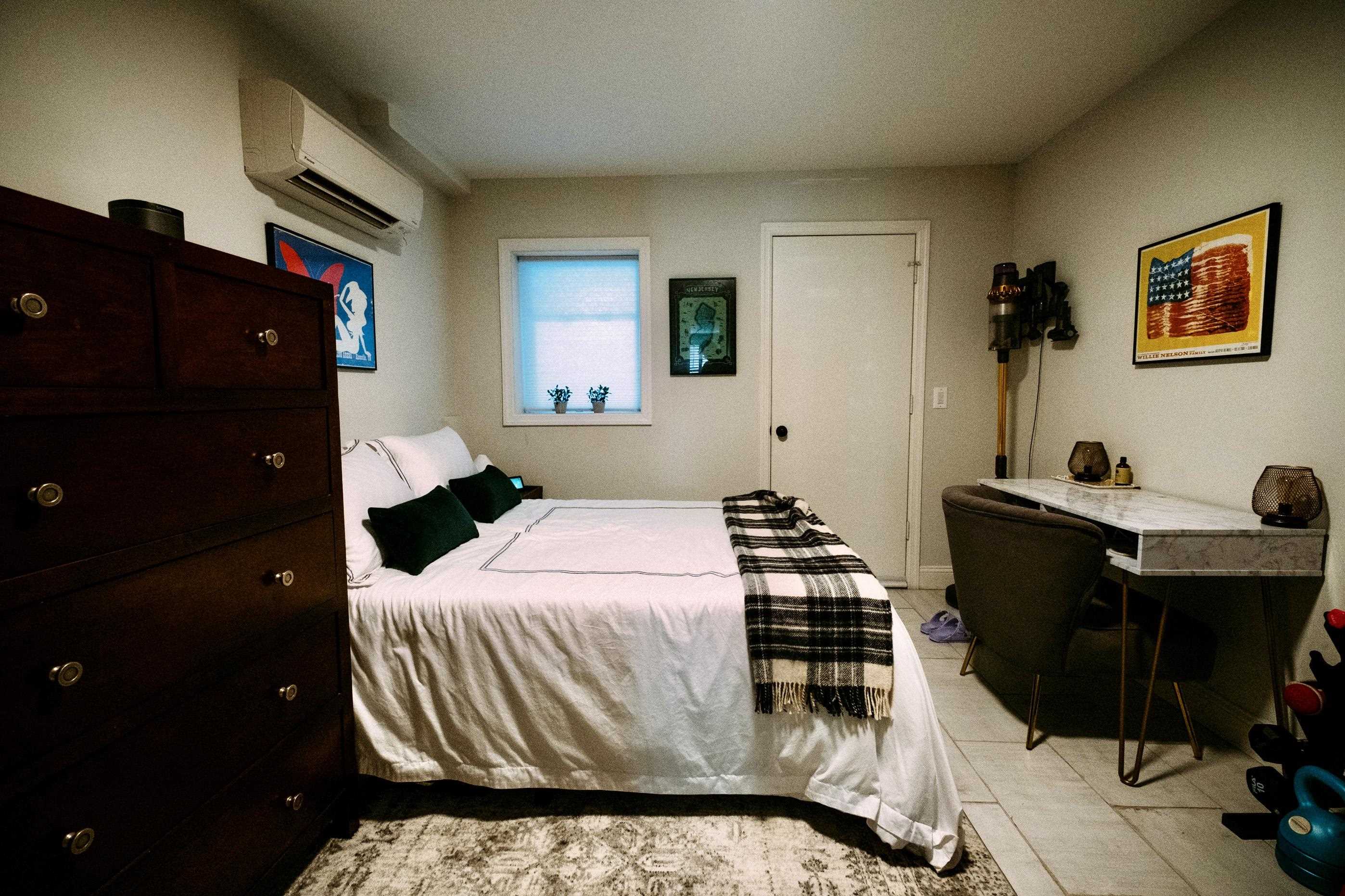 66 Belmont Ave, Jersey City, New Jersey image 29