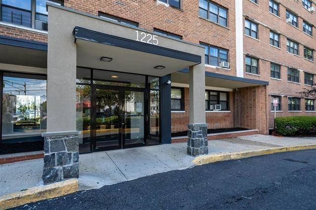 1225 Kennedy Blvd #10C, Bayonne, New Jersey image 13