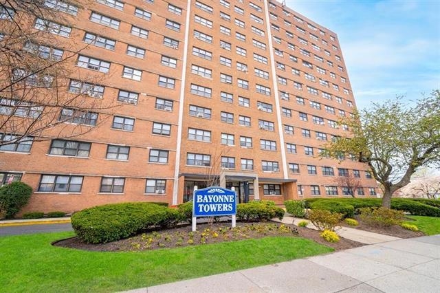 1225 Kennedy Blvd #10C, Bayonne, New Jersey image 11