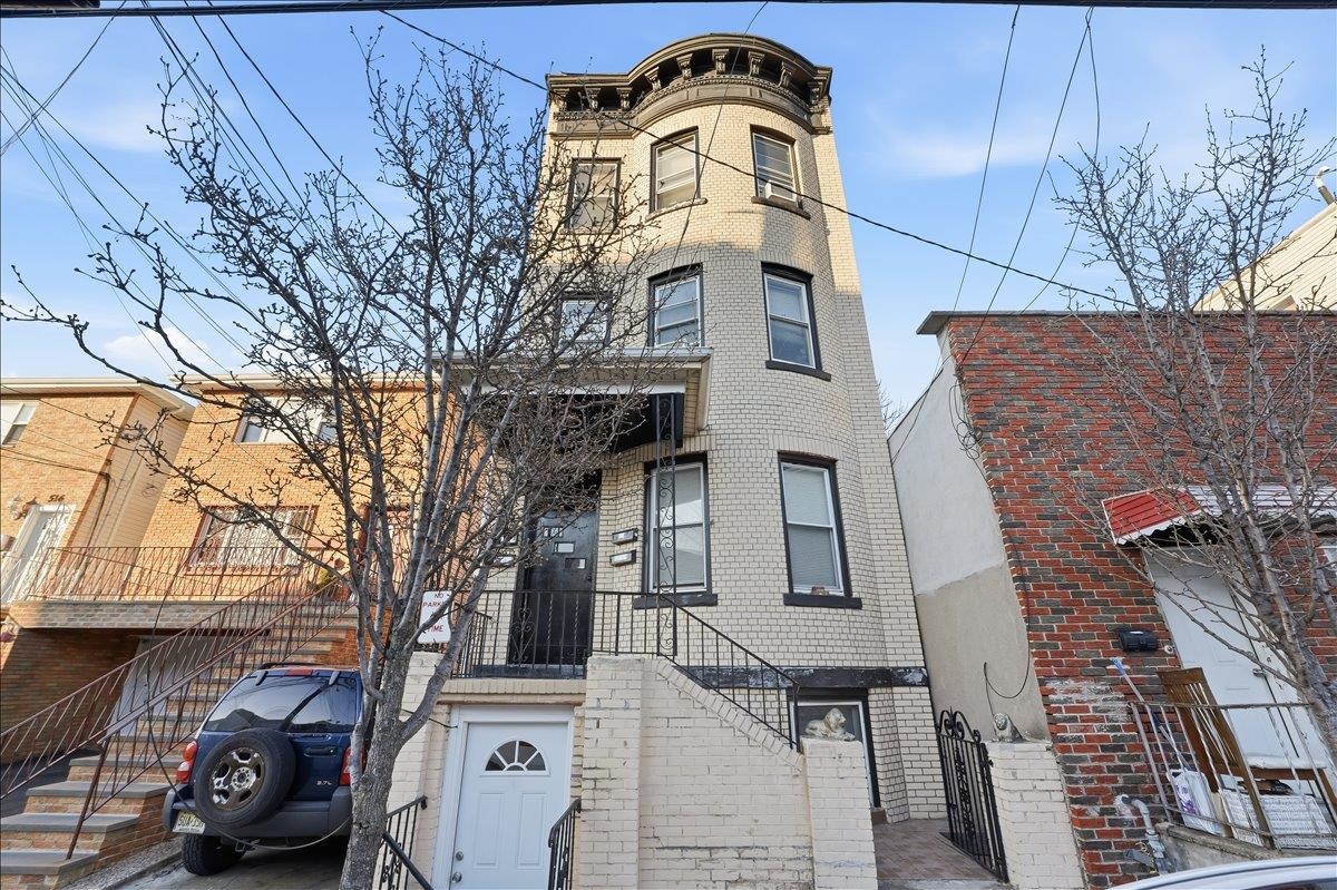 Photo 1 of 31 — 508 7TH ST, Union City, NJ 07087