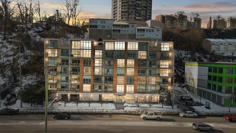 Condo For Sale - 8125 River Rd #4E<br/> North Bergen, NJ 07047