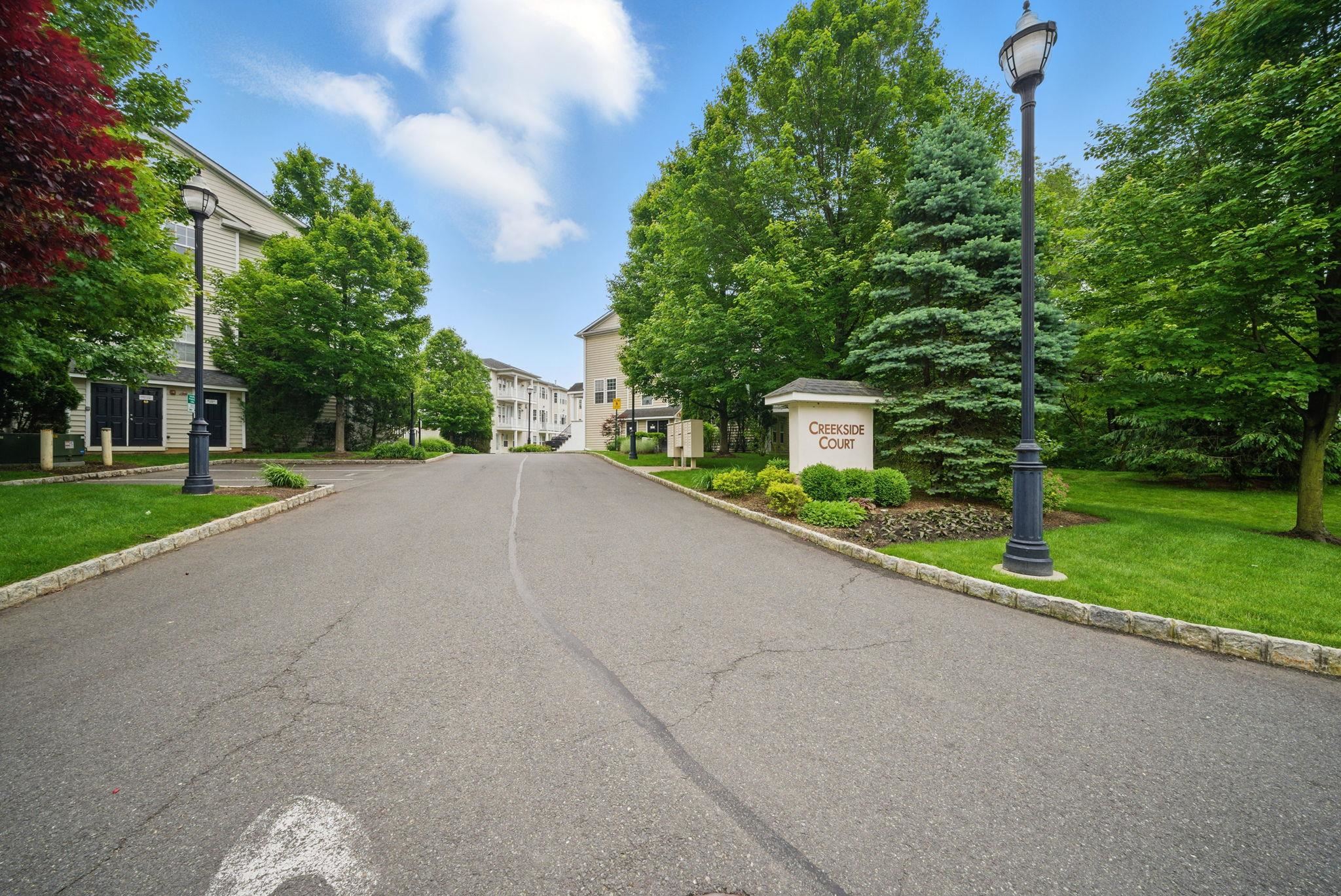 28 Creekside Ct #28, Secaucus, New Jersey image 39