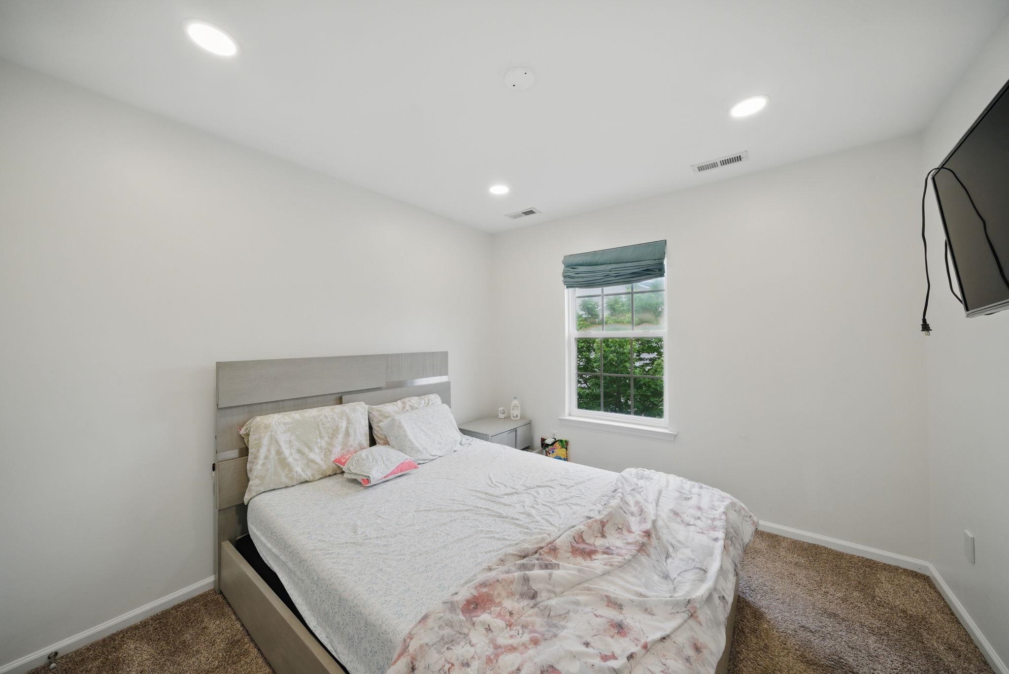 28 Creekside Ct #28, Secaucus, New Jersey image 28