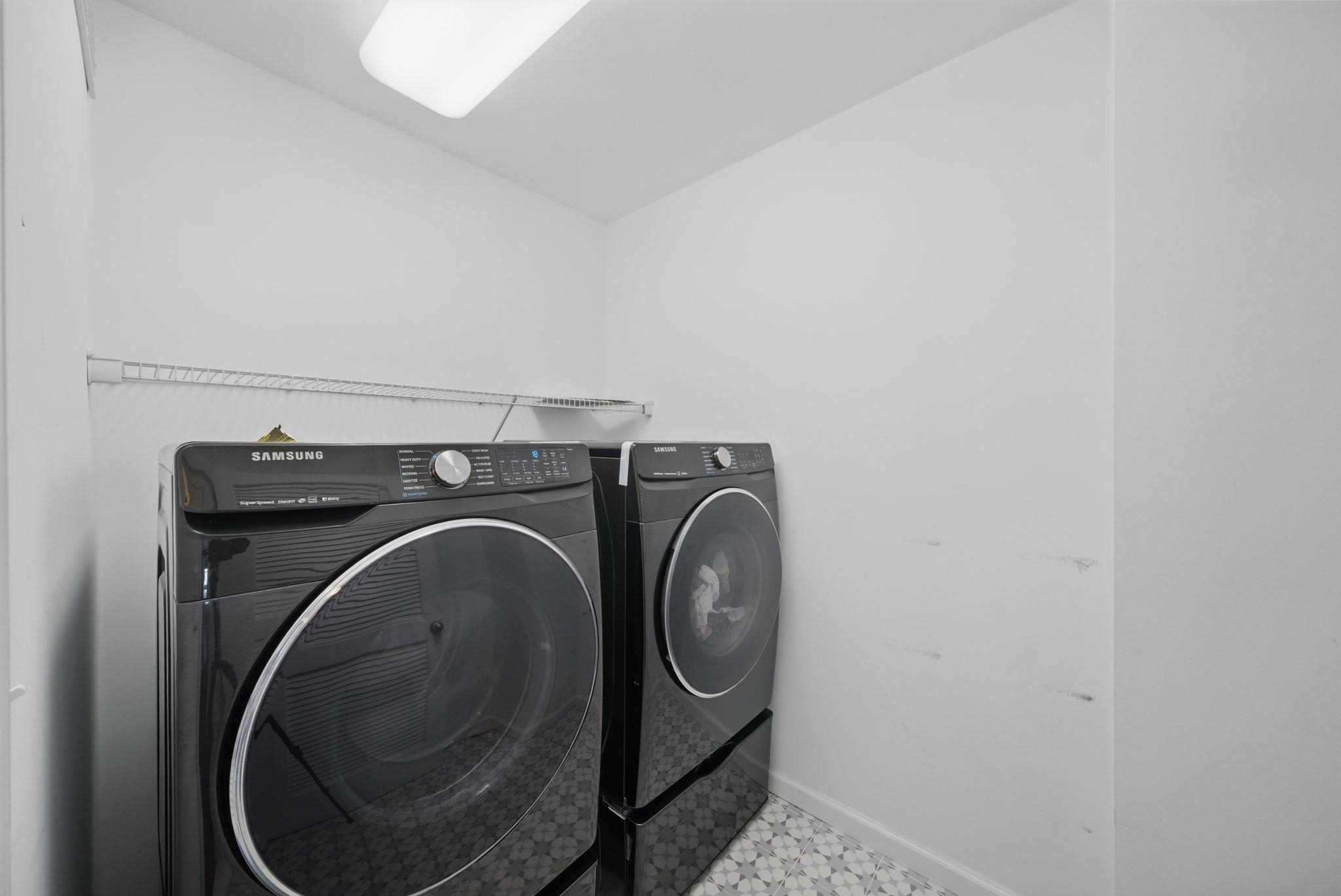28 Creekside Ct #28, Secaucus, New Jersey image 37