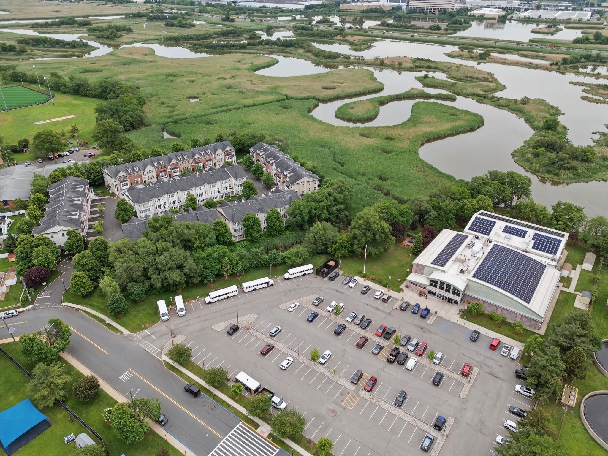 28 Creekside Ct #28, Secaucus, New Jersey image 44