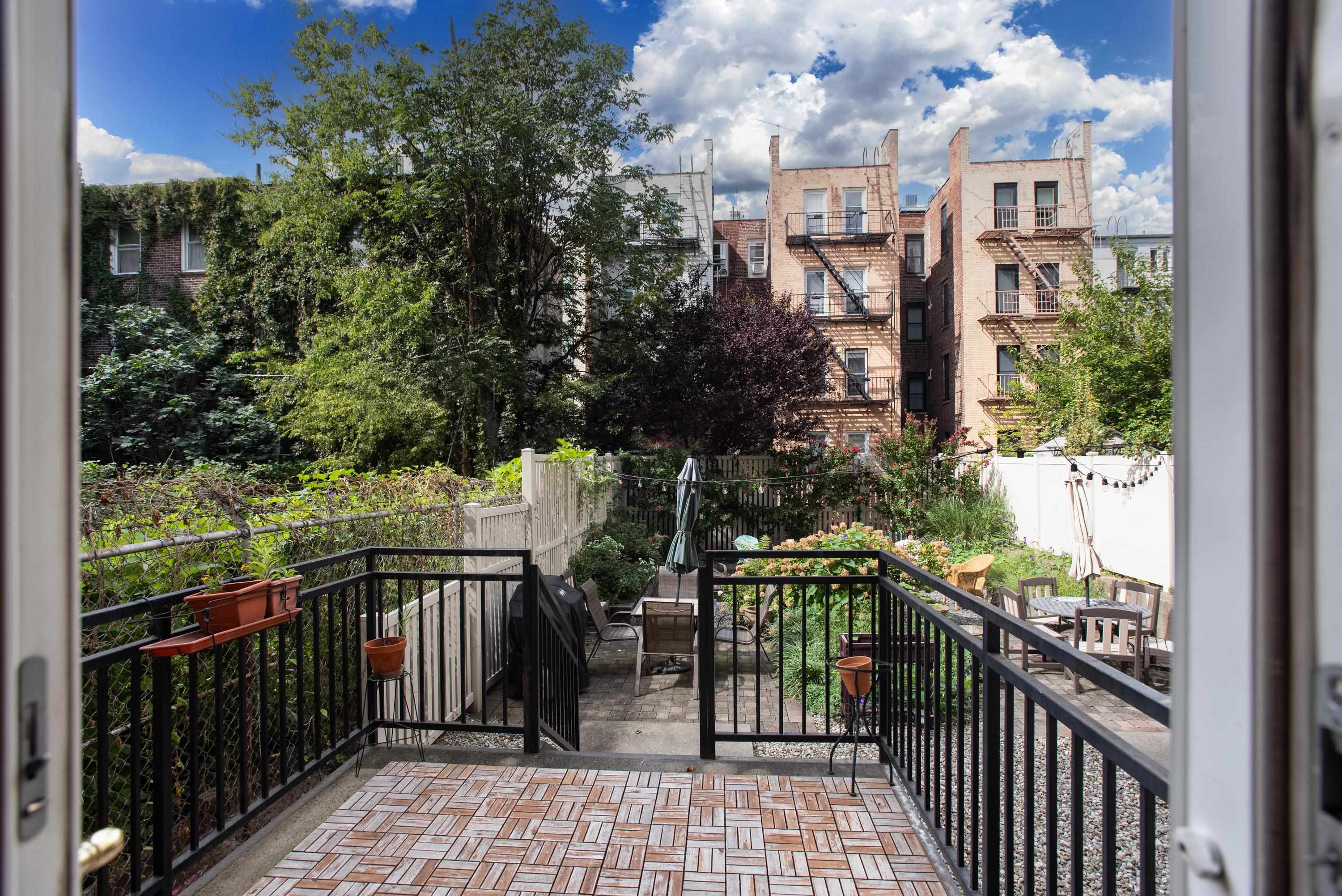 Search Homes 1 518 PARK AVE 1L