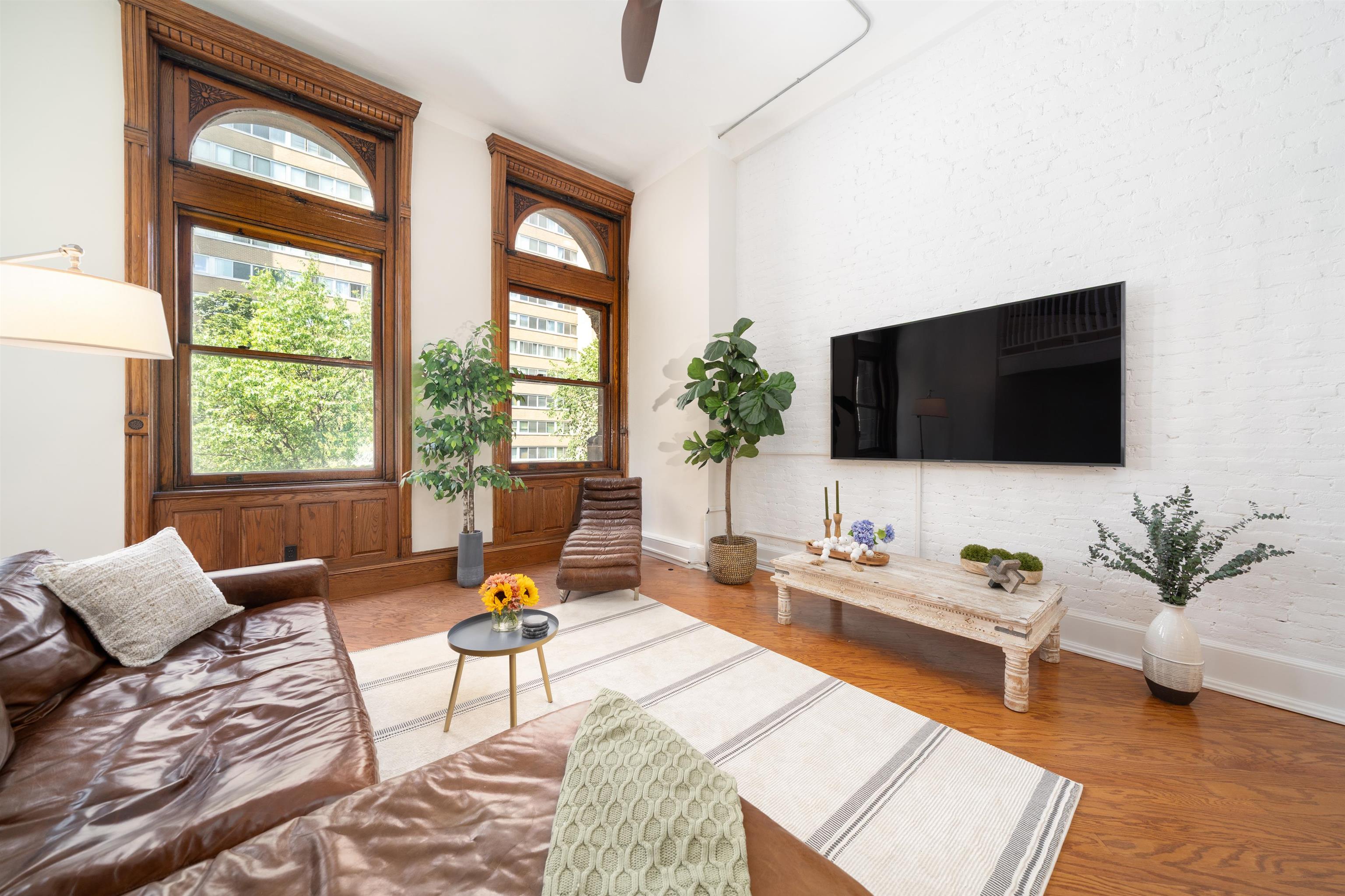 83 MONTGOMERY ST 201