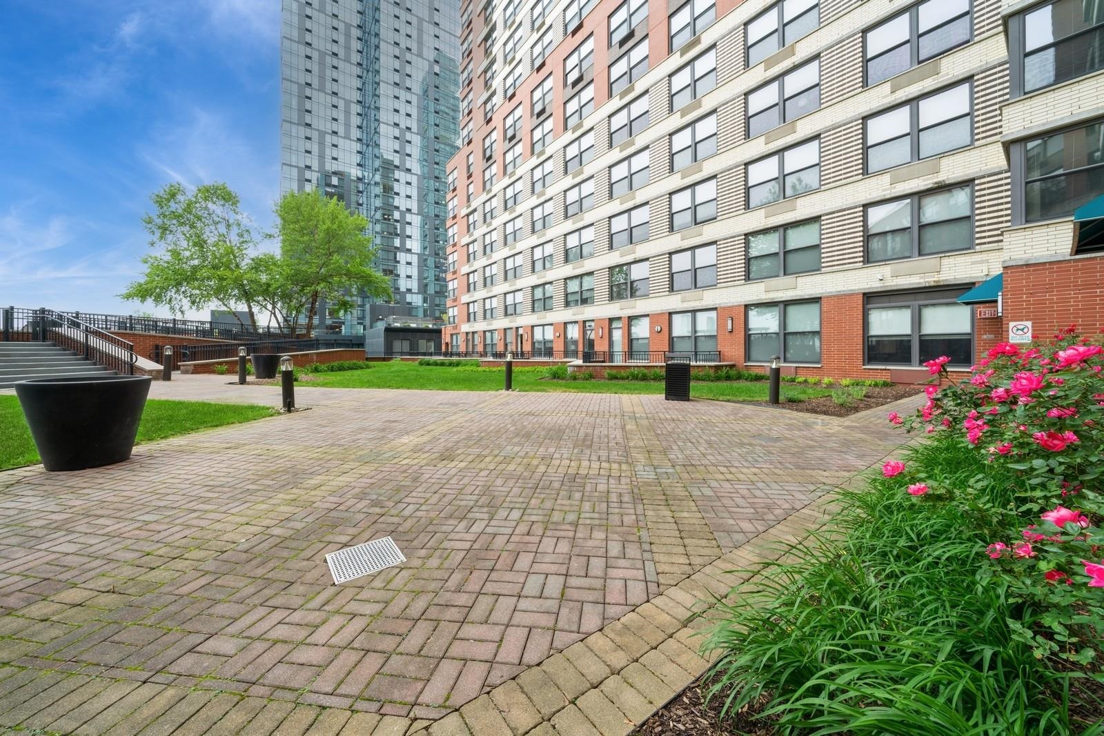 102 Christopher Columbus Dr #501, Jersey City, New Jersey image 21