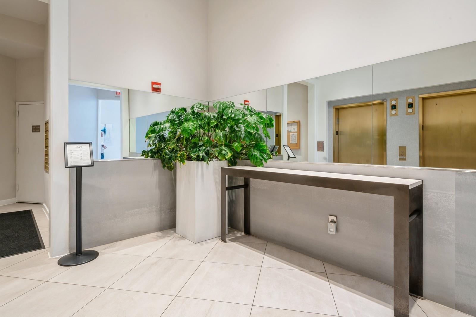 102 Christopher Columbus Dr #501, Jersey City, New Jersey image 28