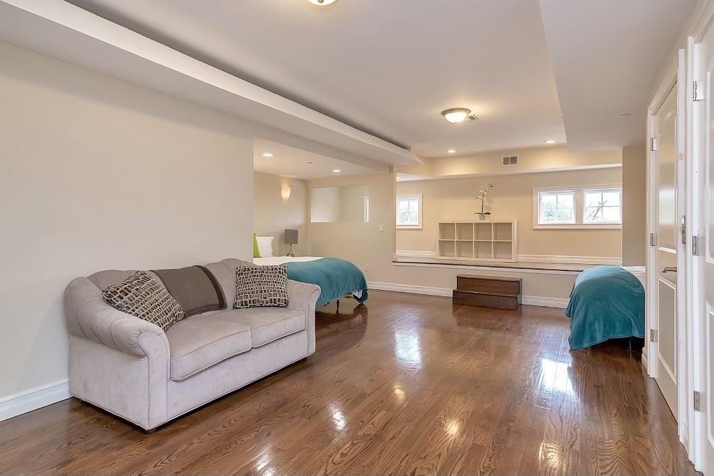 9033 Wall St #7, North Bergen, New Jersey image 7