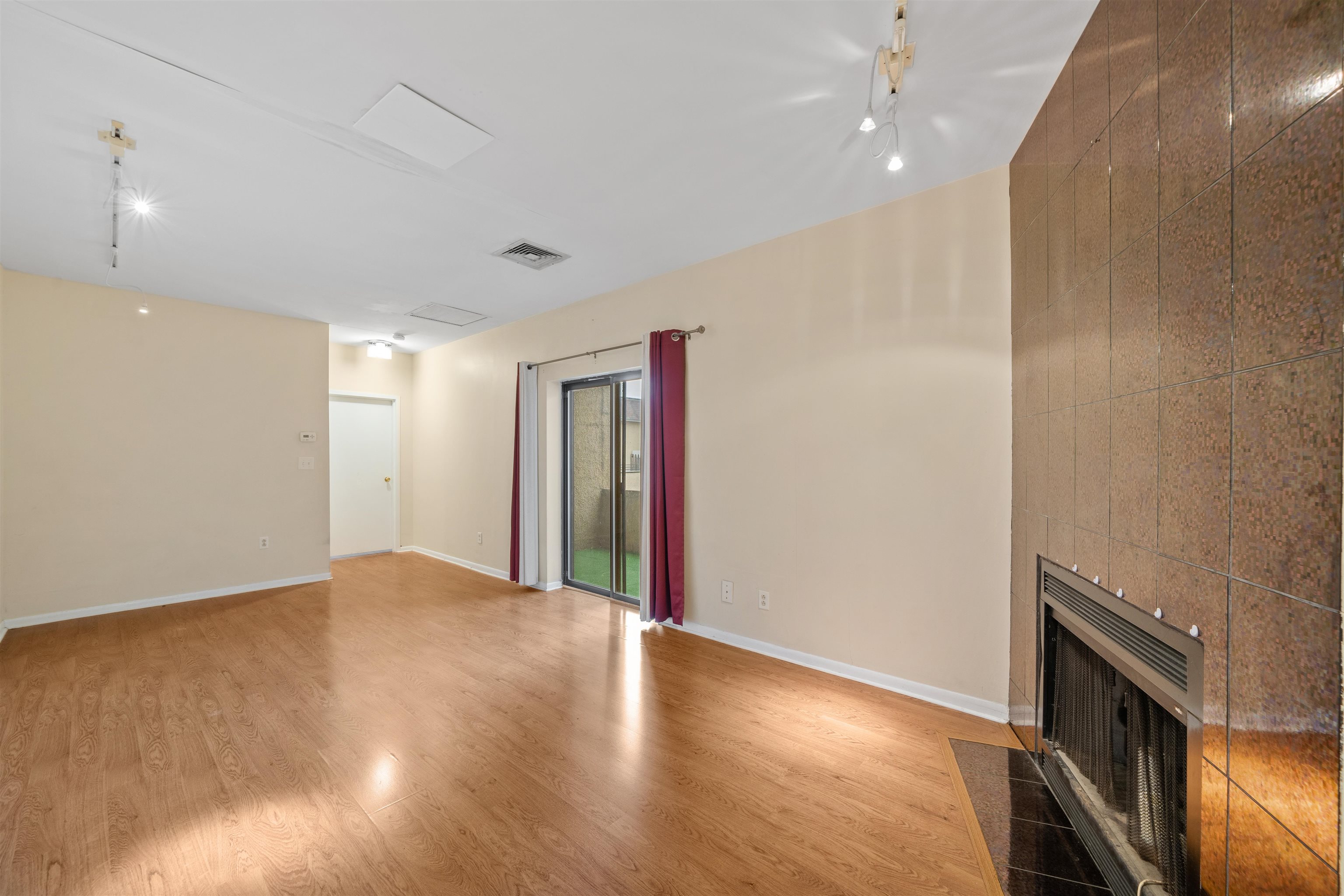 75 Liberty Ave #E13, Jersey City, New Jersey image 2
