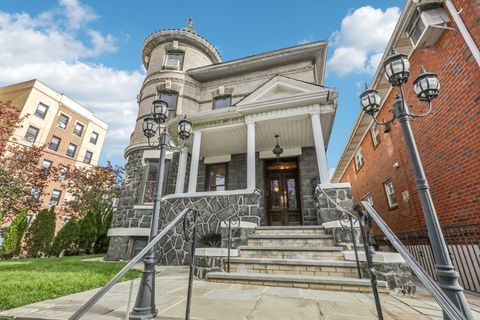 Multifamily For Sale - 7722 Broadway<br/> North Bergen, NJ 07047