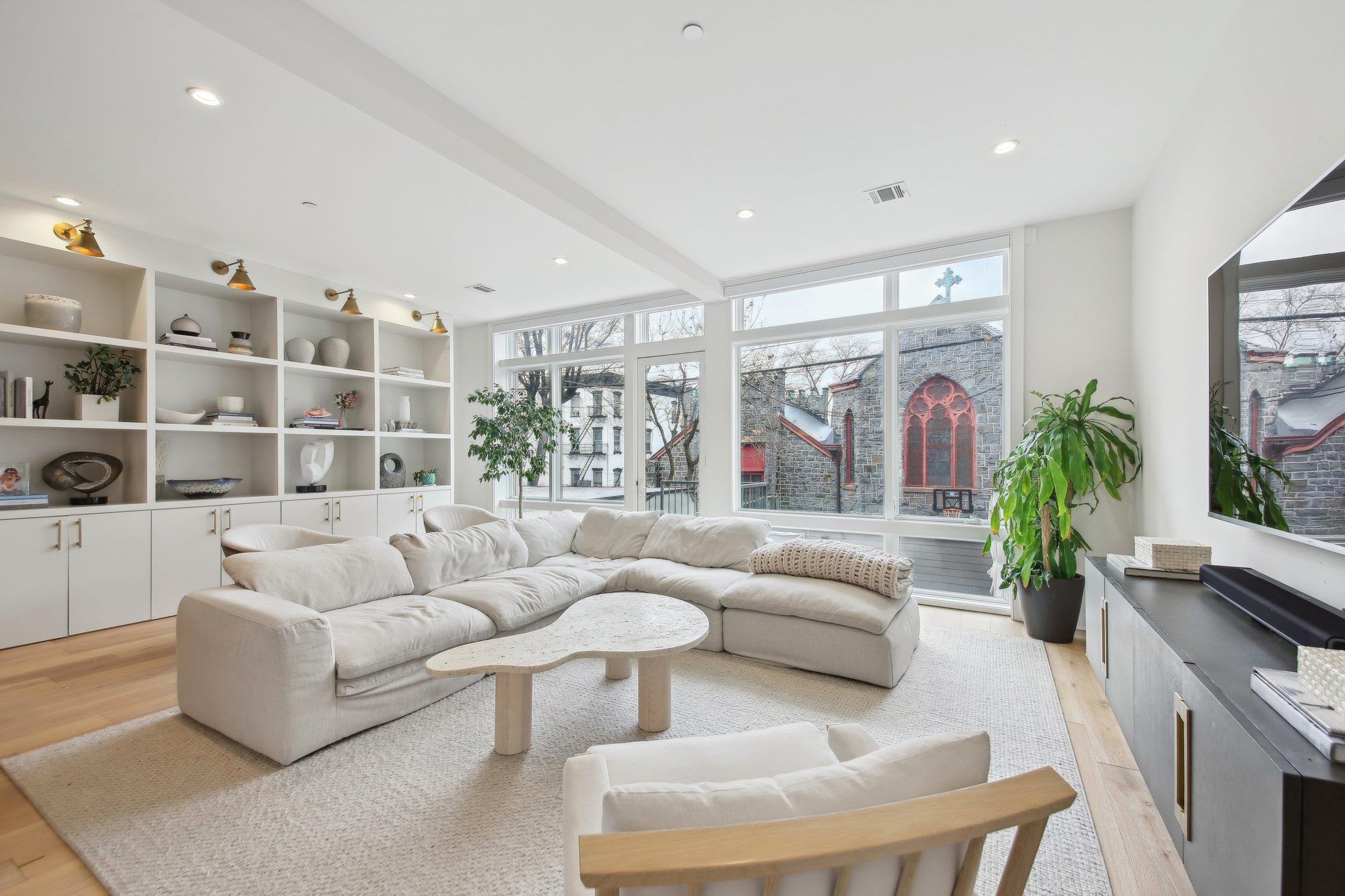 702 Hudson St #1, Hoboken, New Jersey image 5
