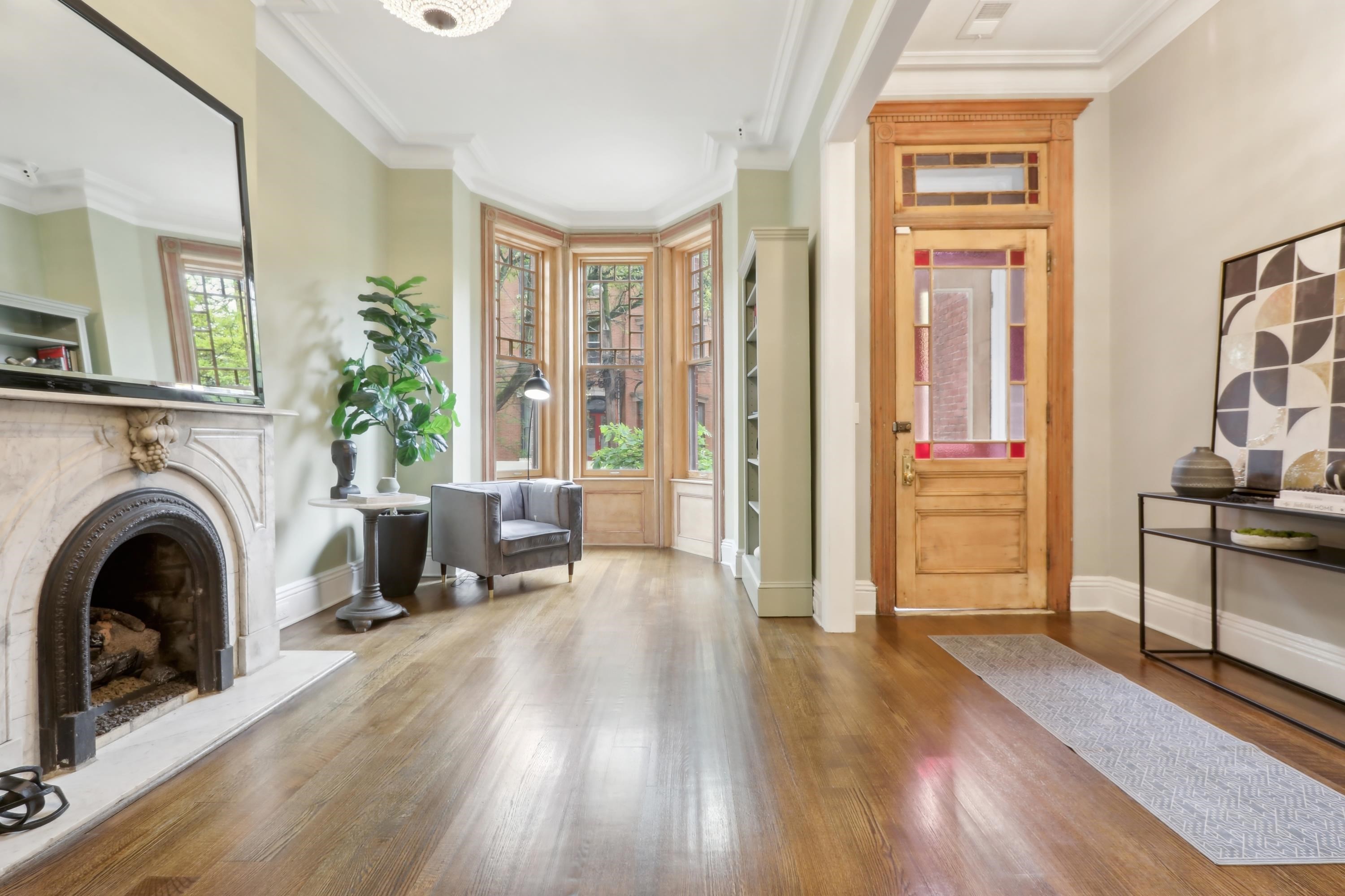 254 4TH ST