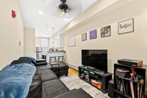 Condo For Sale - 358 3rd St #3R<br/> Hoboken, NJ 07030