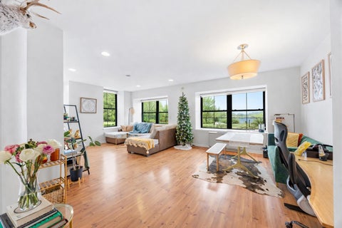 Condo For Sale - 1 Greene St #103<br/> Jersey City, NJ 07302