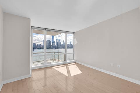 Photo for 2 2ND ST 703