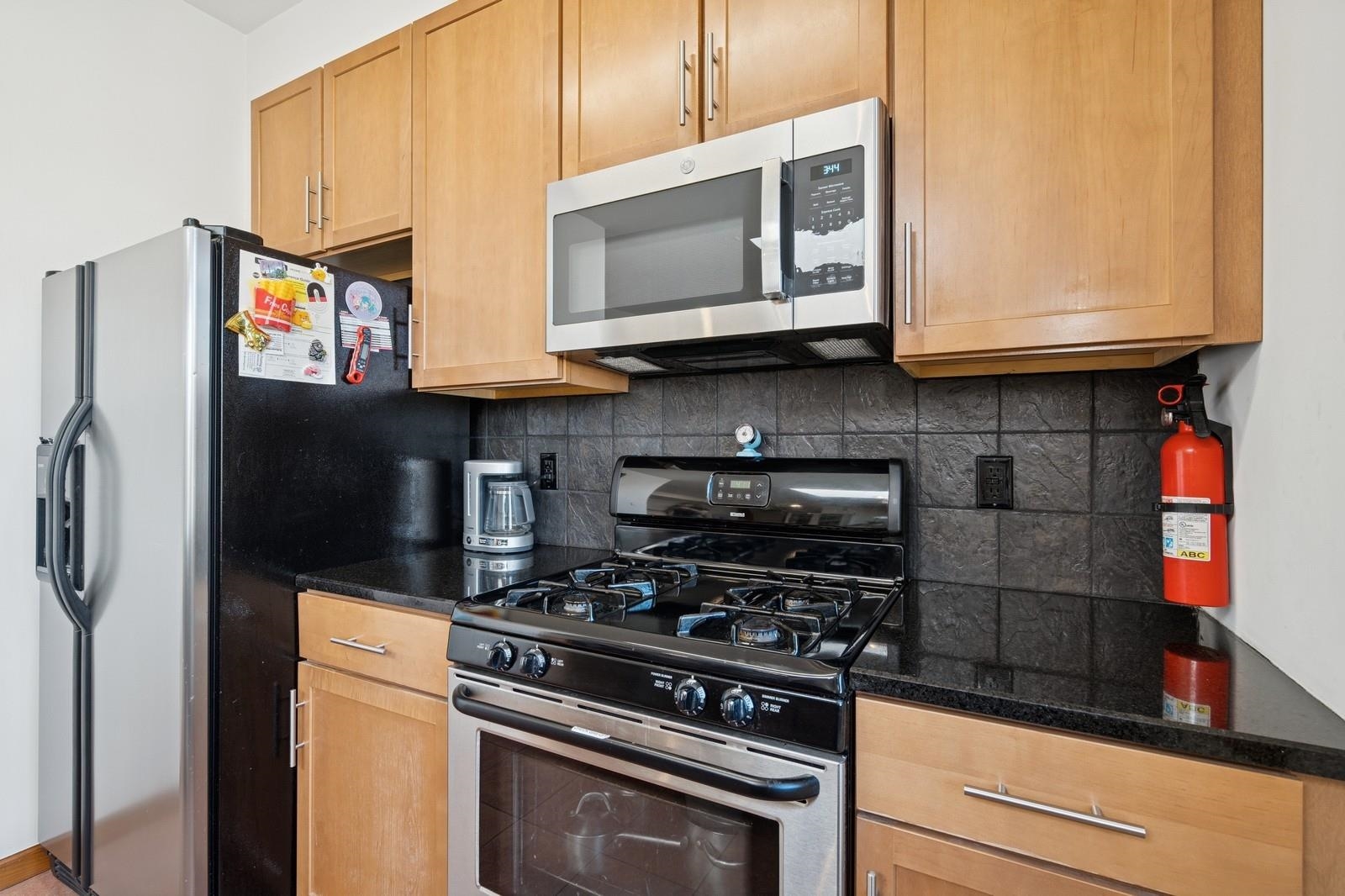 515 30th St #3C, Union City, New Jersey image 17