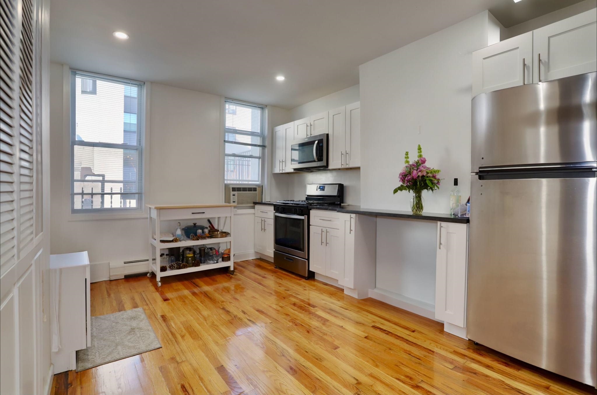 402 Monroe St #2, Hoboken, New Jersey image 2