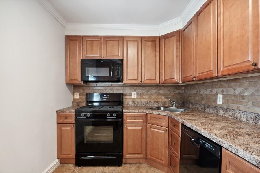 Jc, Greenville, New Jersey 07305, United States, 1 Bedroom Bedrooms, ,1 BathroomBathrooms,Residential,Active,52927 Jc, Greenville, New Jersey 07305, United States, 1 Bedroom Bedrooms, ,1 BathroomBathrooms,Residential,Active,52927