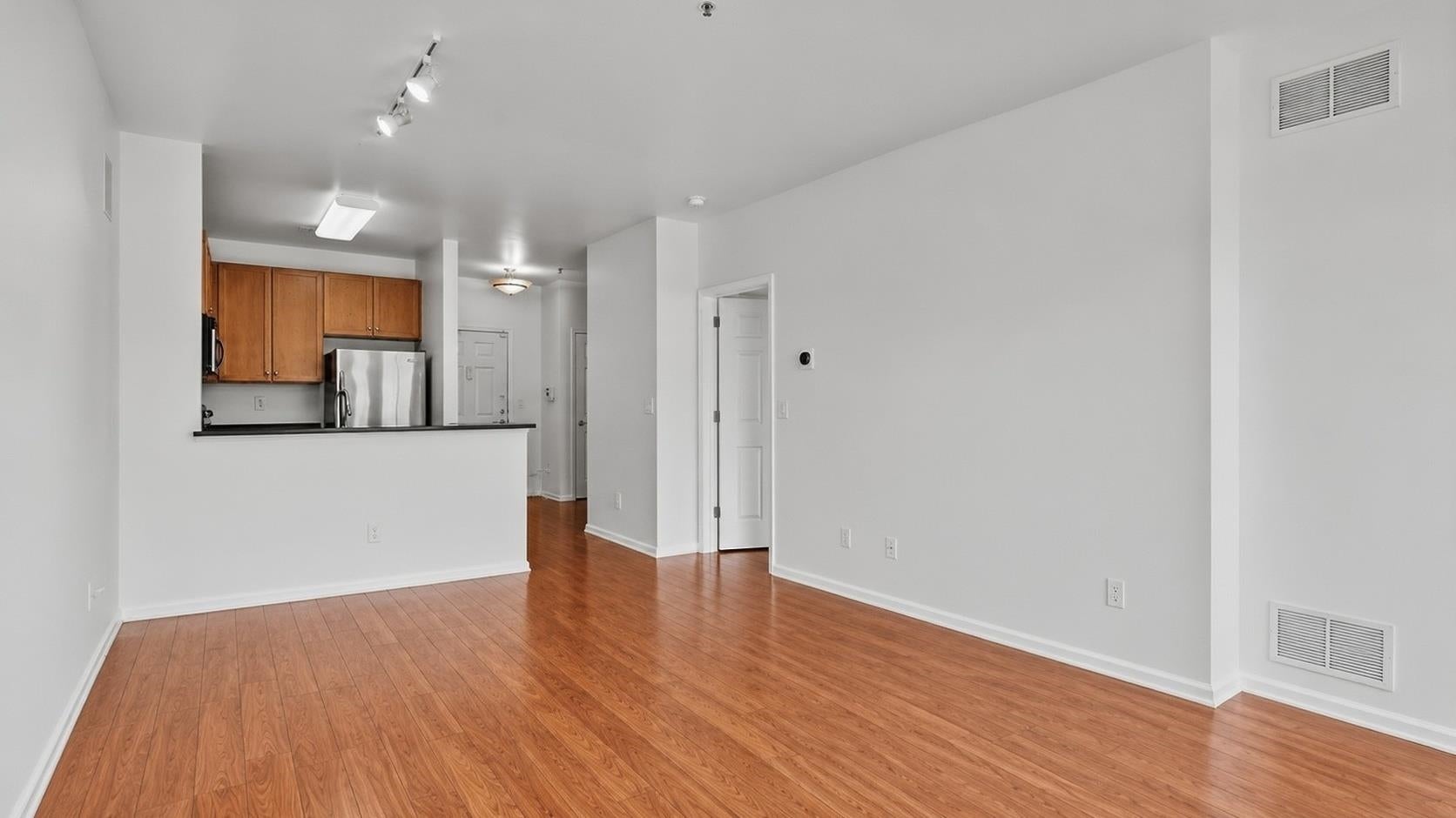 24 AVENUE AT PORT IMPERIAL 316