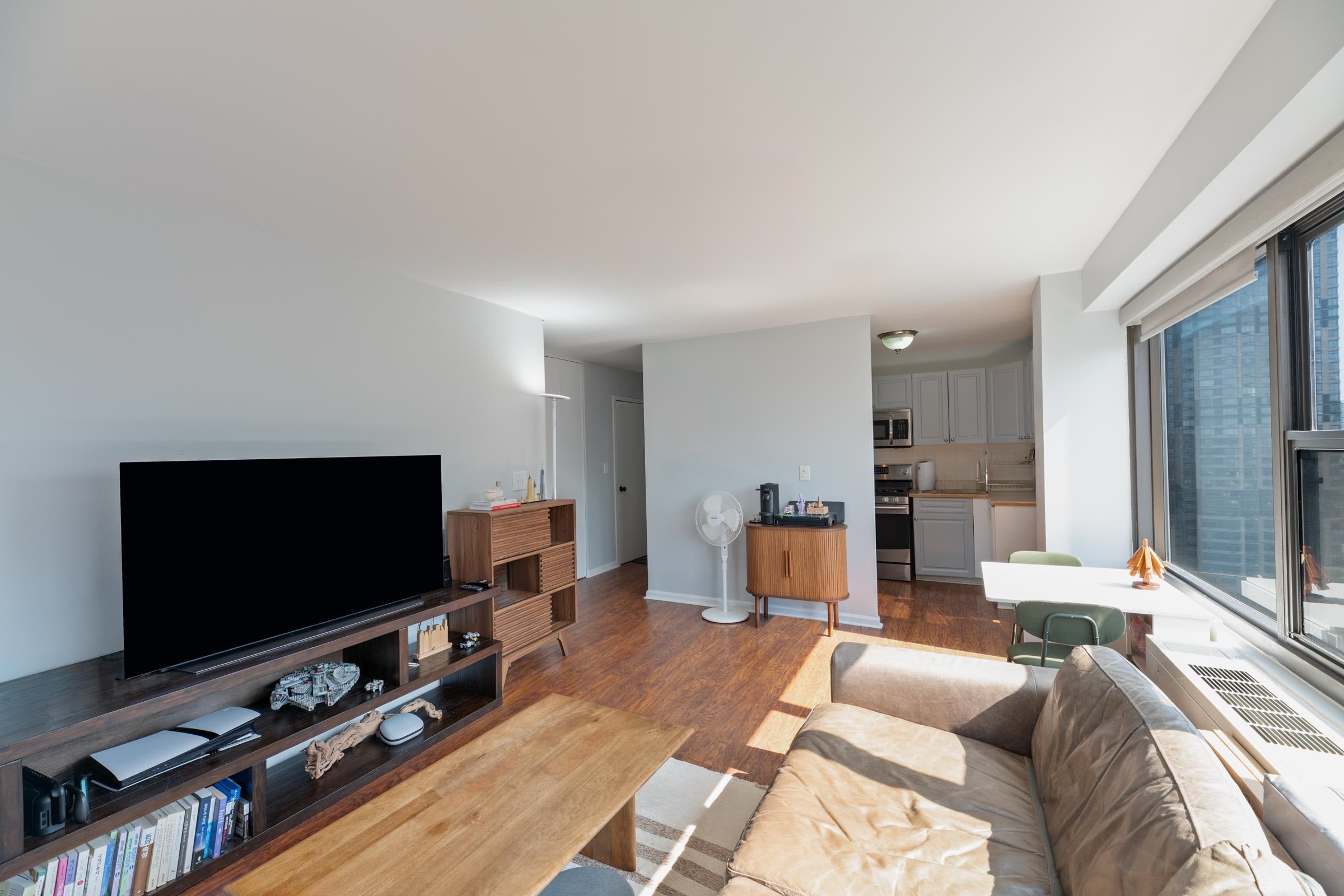 Search Homes 3 135 MONTGOMERY ST 20A