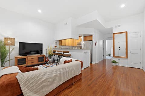 Condo For Sale - 187 Wayne St #207C<br/> Jersey City, NJ 07302