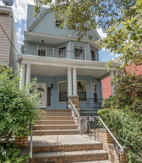 Multifamily For Rent - 63 Gautier Ave #2<br/> Jersey City, NJ 07306