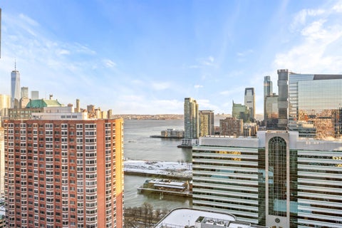 Condo For Sale - 45 River Dr South Dr #3204S<br/> Jersey City, NJ 07310