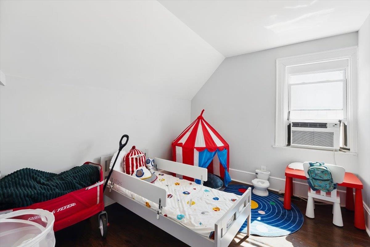 46 Van Ness Pl, Newark, New Jersey image 11