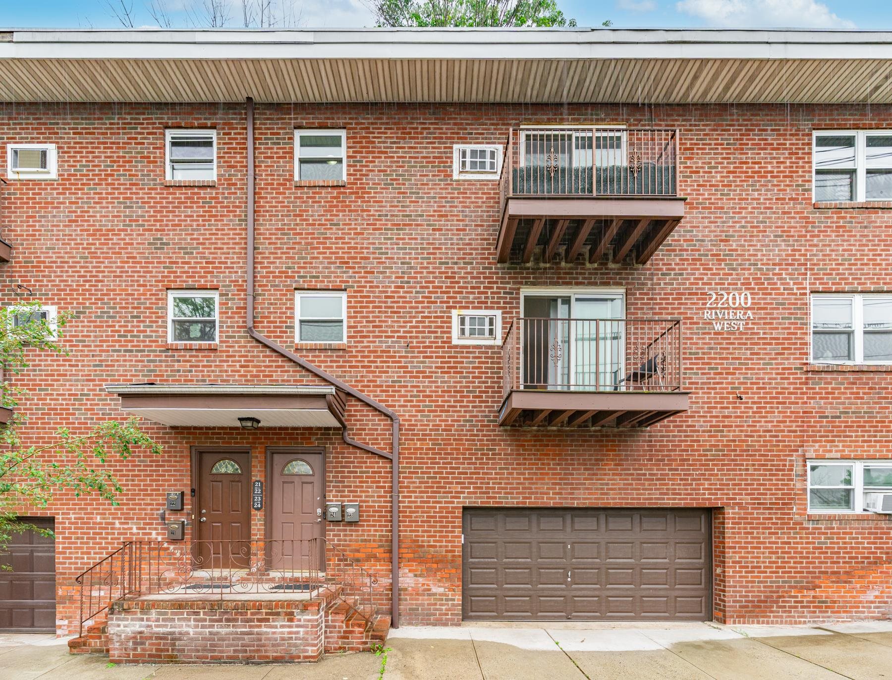 2200 Paterson Plank Rd #23, North Bergen, New Jersey image 1